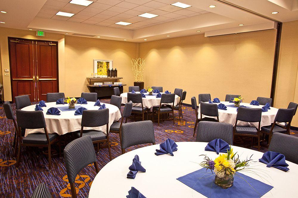 Courtyard By Marriott Seattle Federal Way Hotell Eksteriør bilde