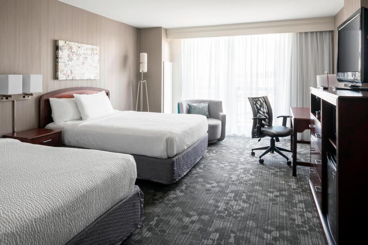 Courtyard By Marriott Seattle Federal Way Hotell Eksteriør bilde
