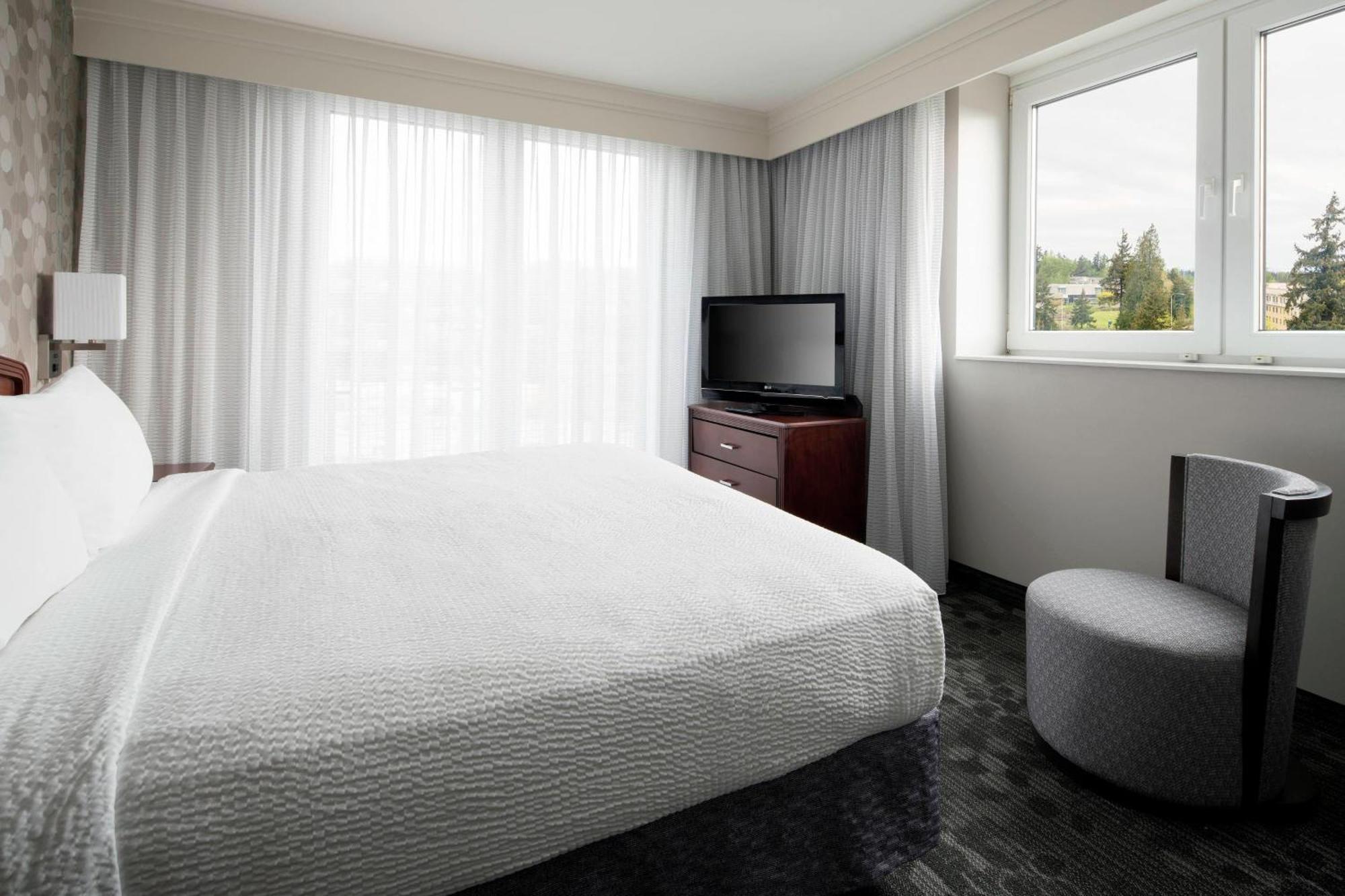 Courtyard By Marriott Seattle Federal Way Hotell Eksteriør bilde