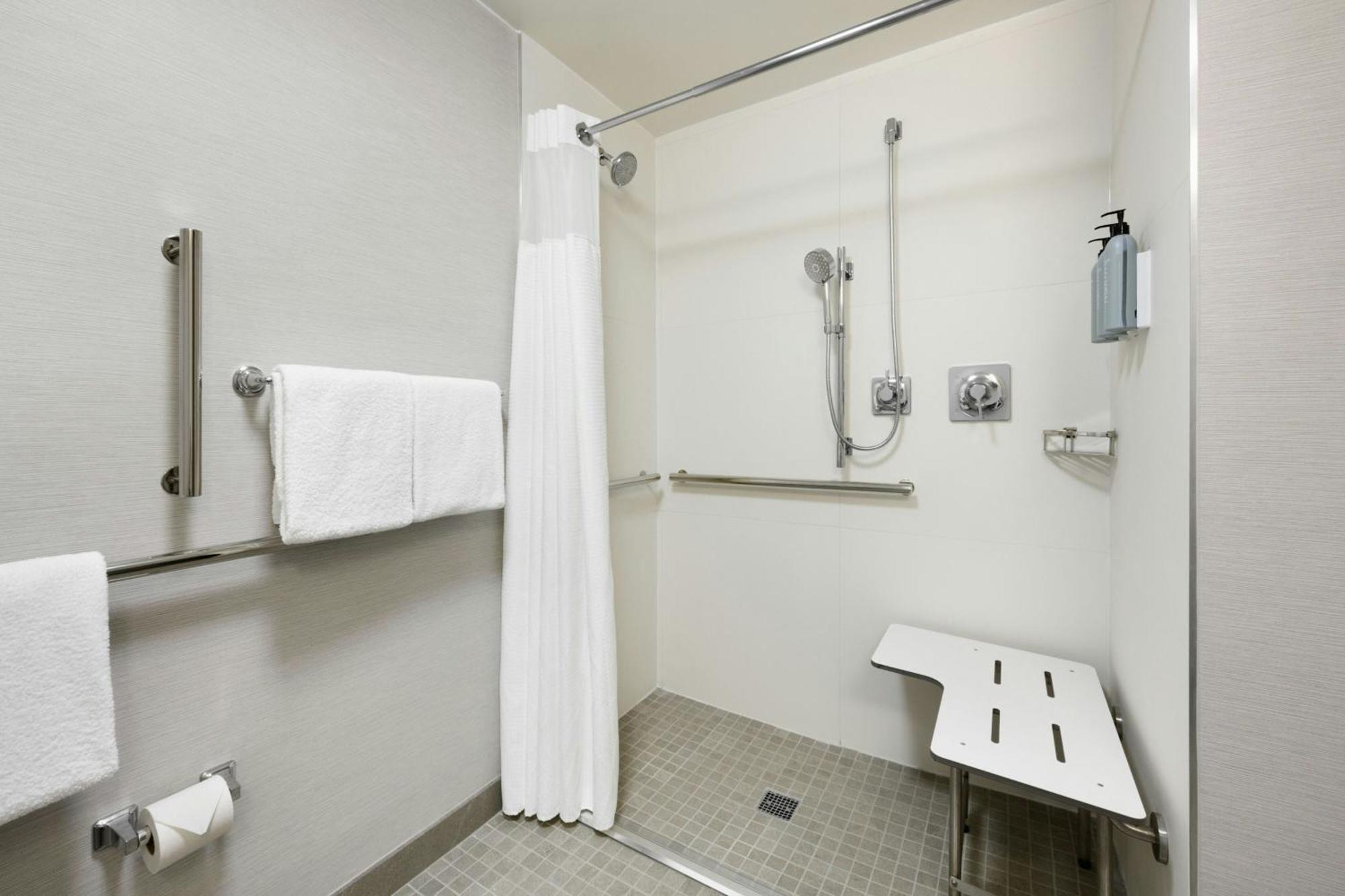 Courtyard By Marriott Seattle Federal Way Hotell Eksteriør bilde