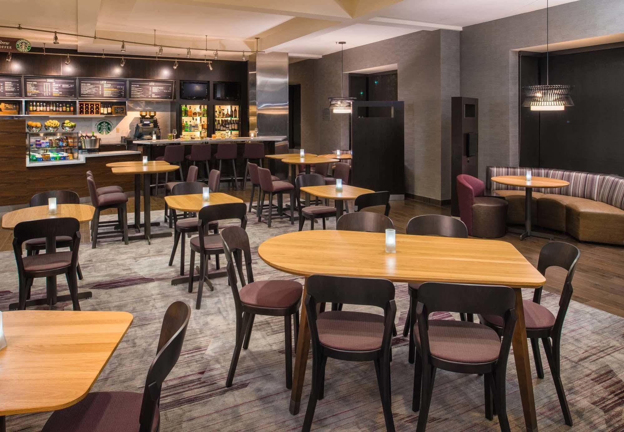 Courtyard By Marriott Seattle Federal Way Hotell Eksteriør bilde